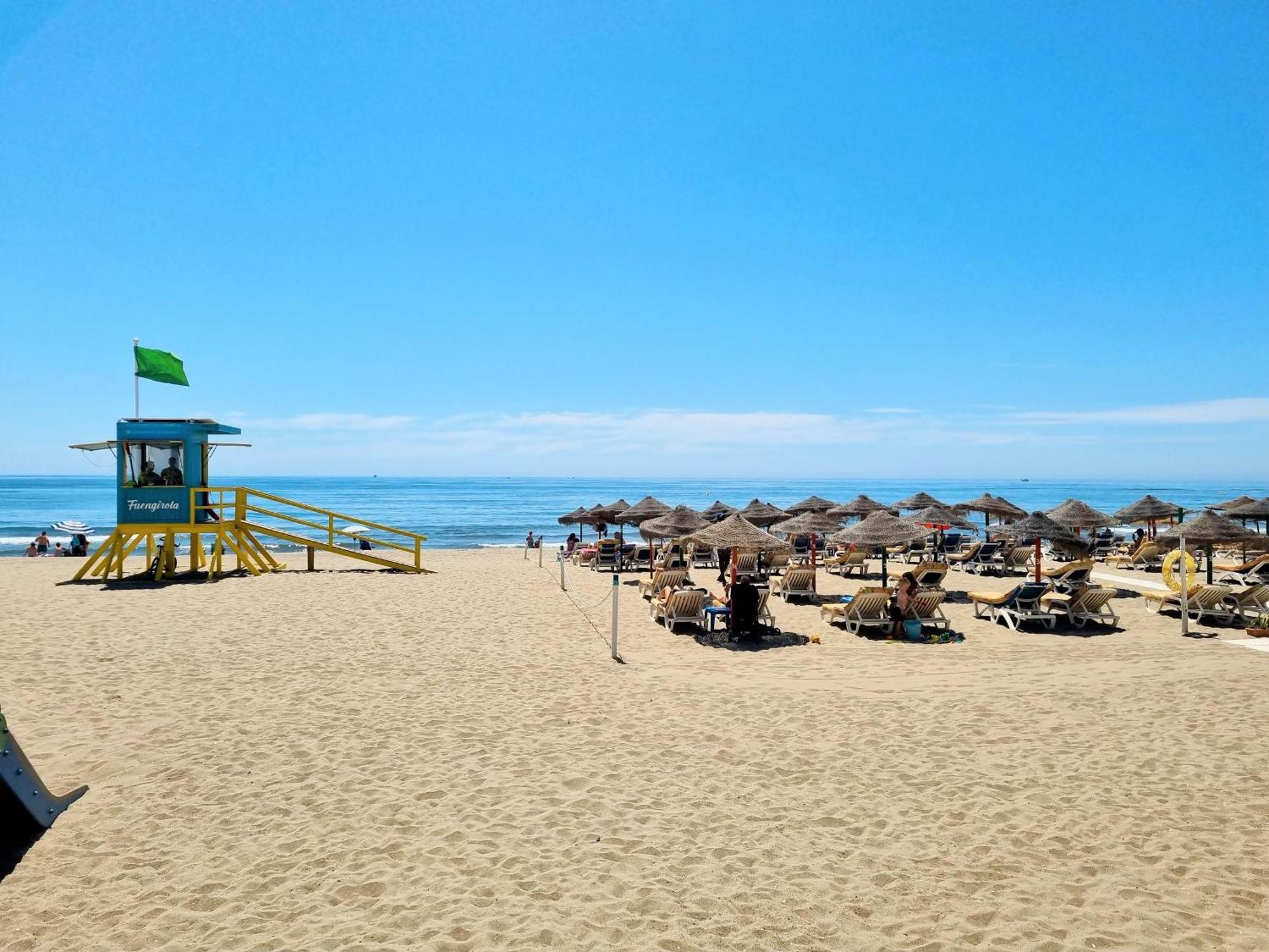 Luna Holidays City Center And Beach 푸엔히롤라 외부 사진